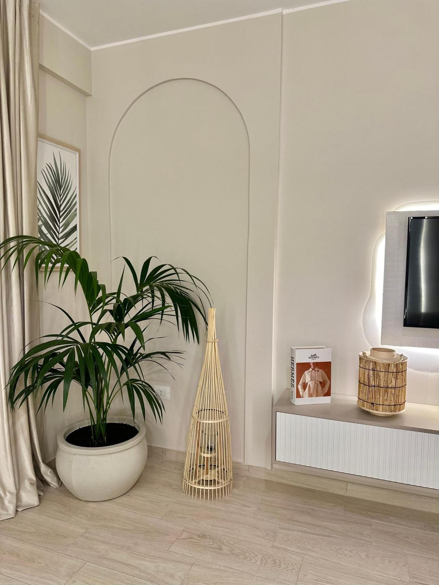 Lungomare Luxury Sea View Apartaments Vlorë Exteriör bild