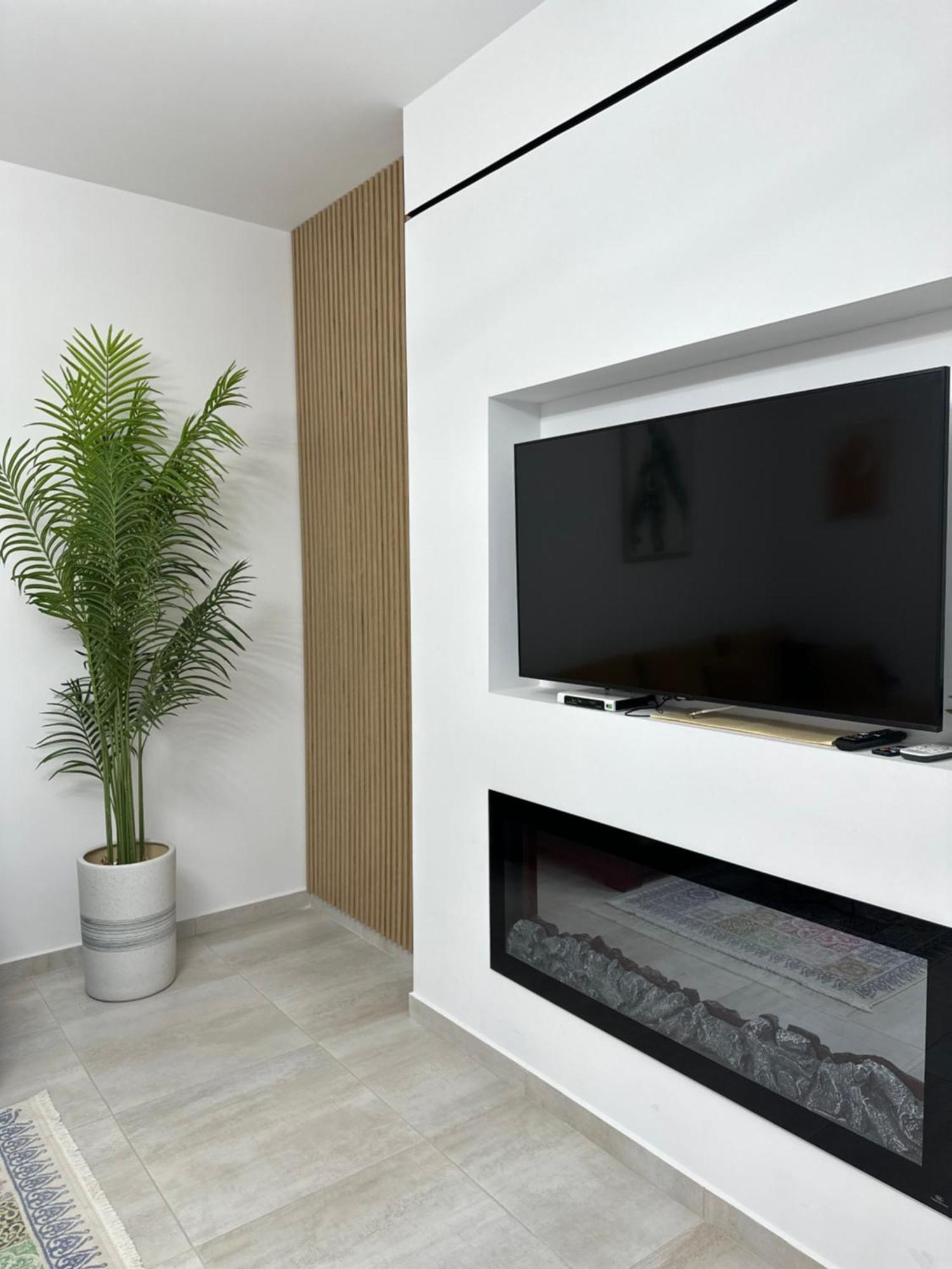 Lungomare Luxury Sea View Apartaments Vlorë Exteriör bild