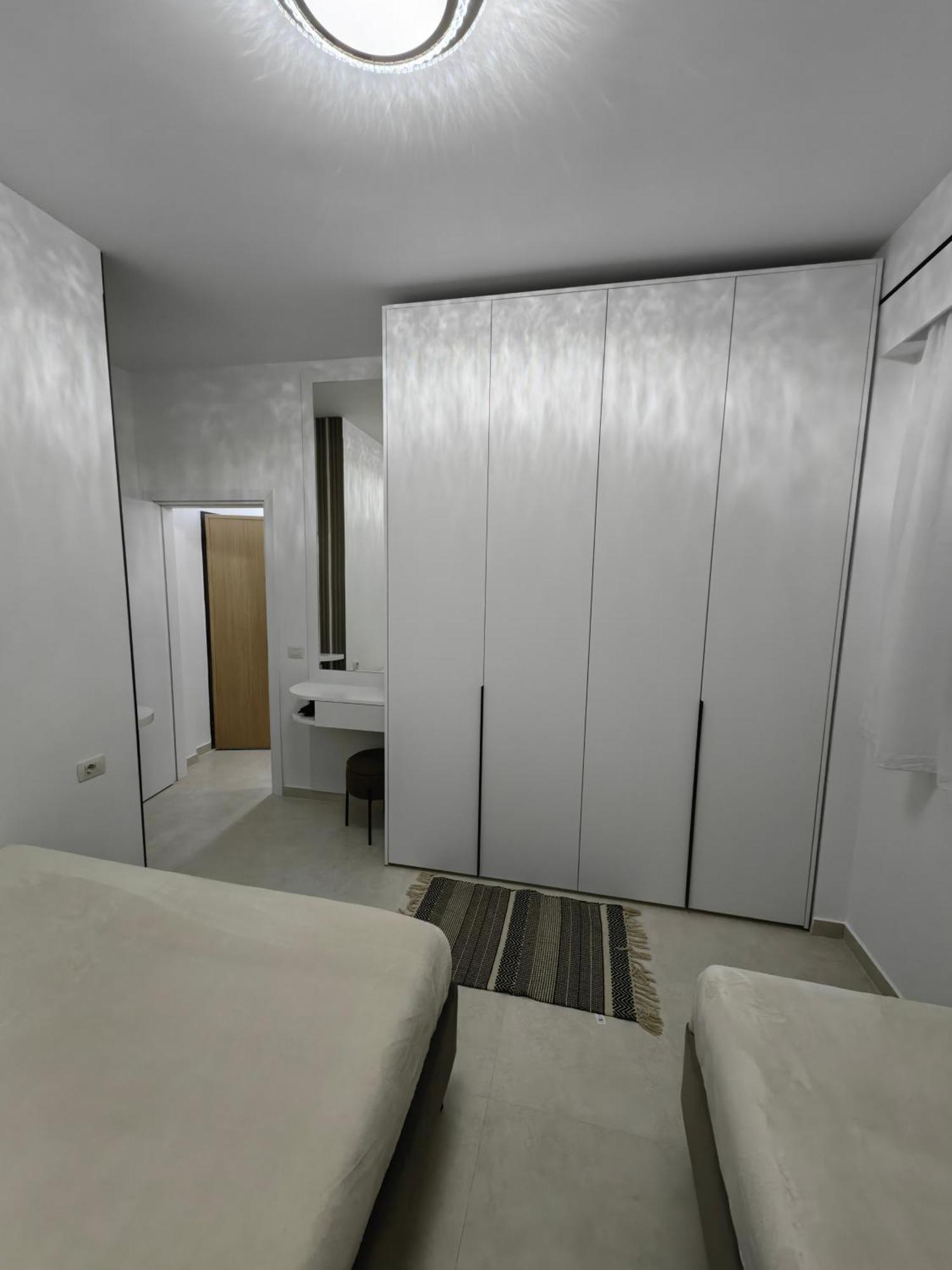 Lungomare Luxury Sea View Apartaments Vlorë Rum bild